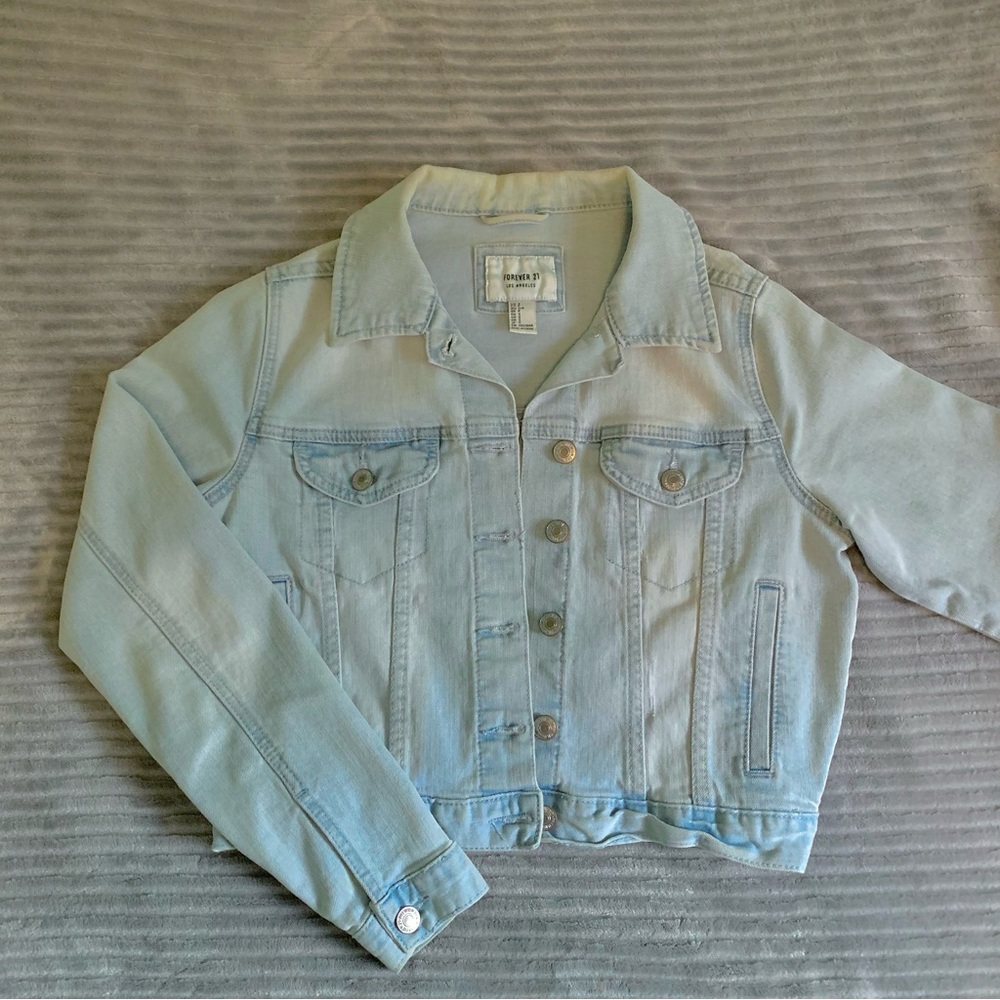 Denim Jean Jacket with Pockets - Small